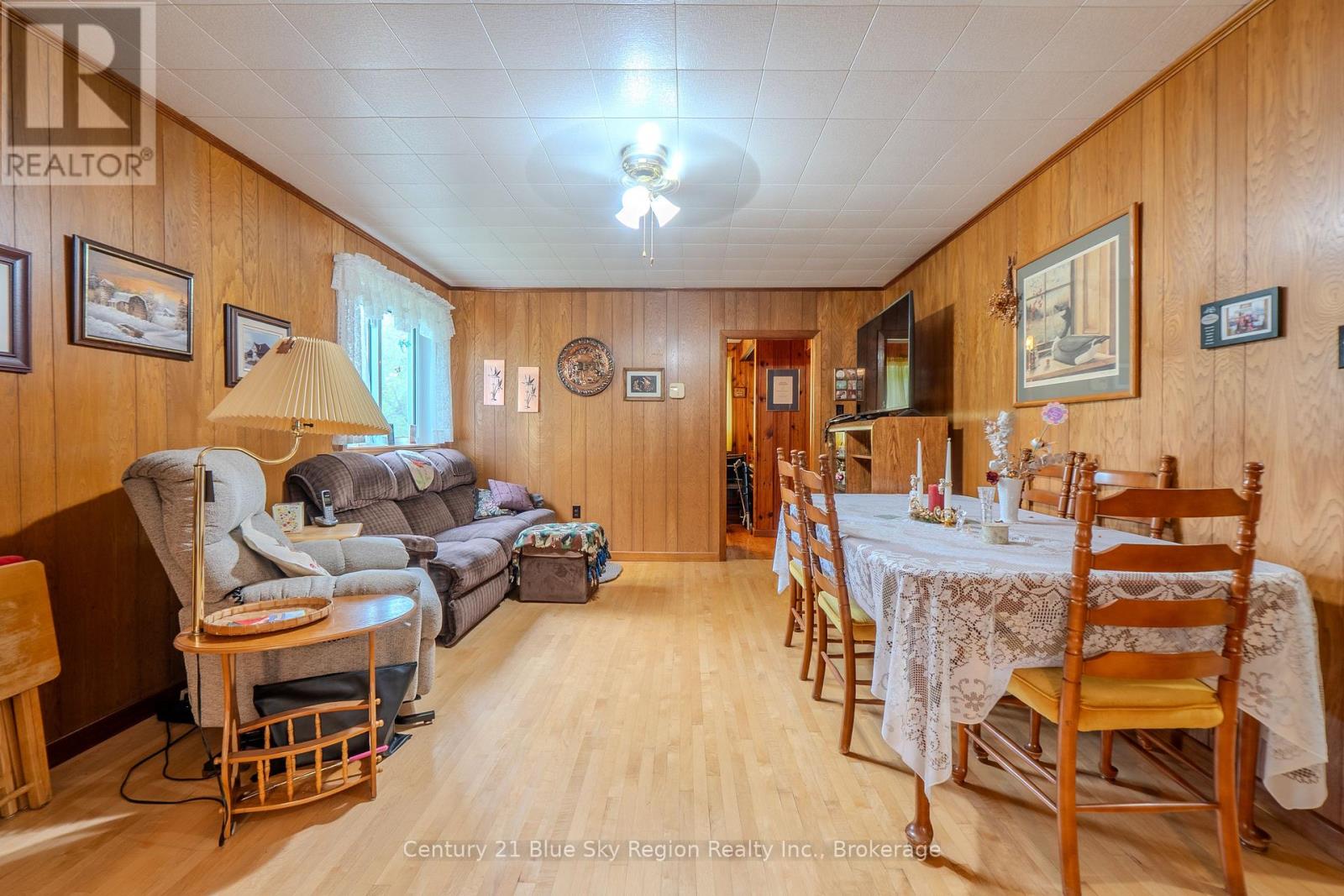 73 O'CONNOR DRIVE - 11
