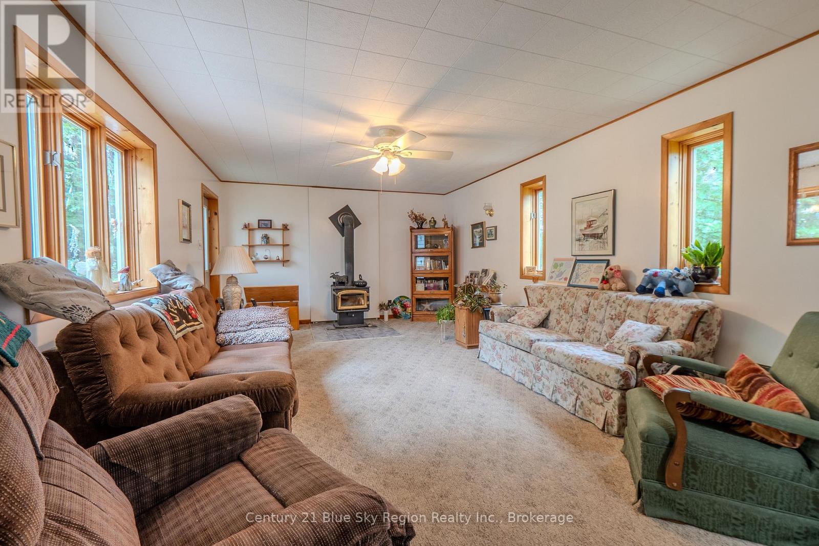 73 O'CONNOR DRIVE - 7