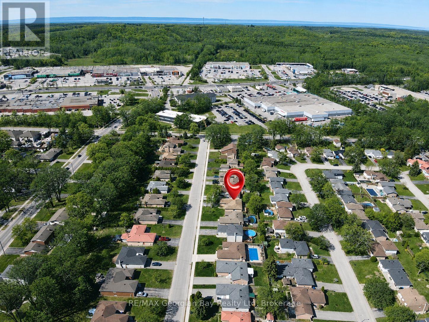 1032 DOMINION AVENUE - 31