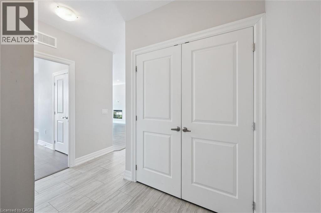 #711 1878 GORDON Street - Image 9
