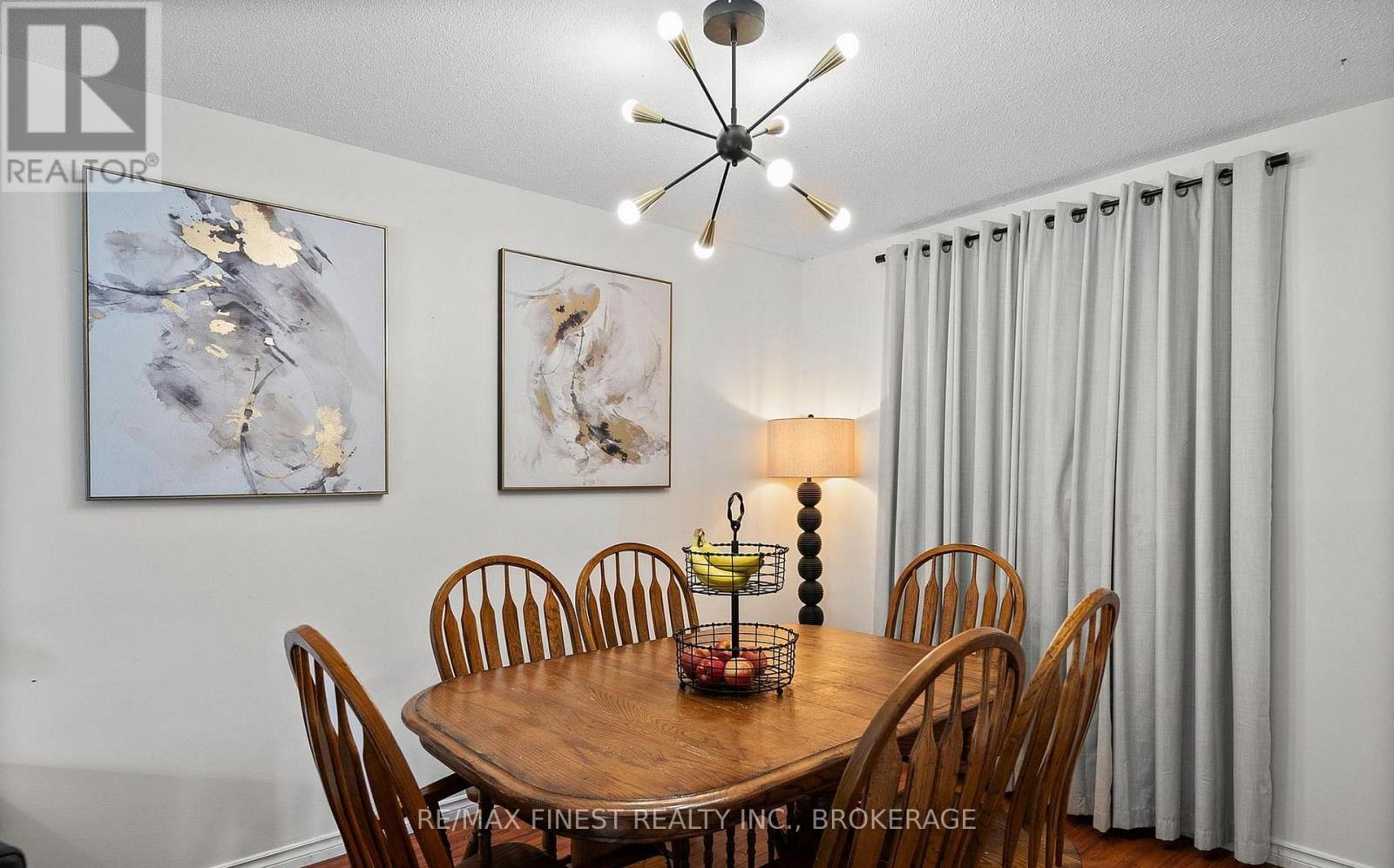 66 NICHOLSON CRESCENT - 10