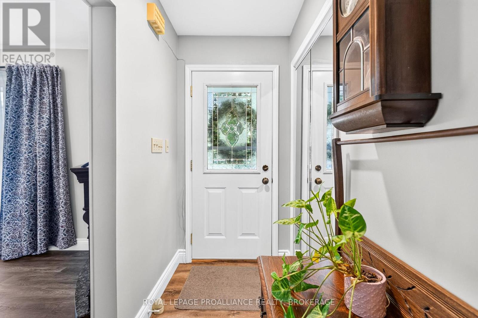 47 RIVERVIEW DRIVE - Image 4