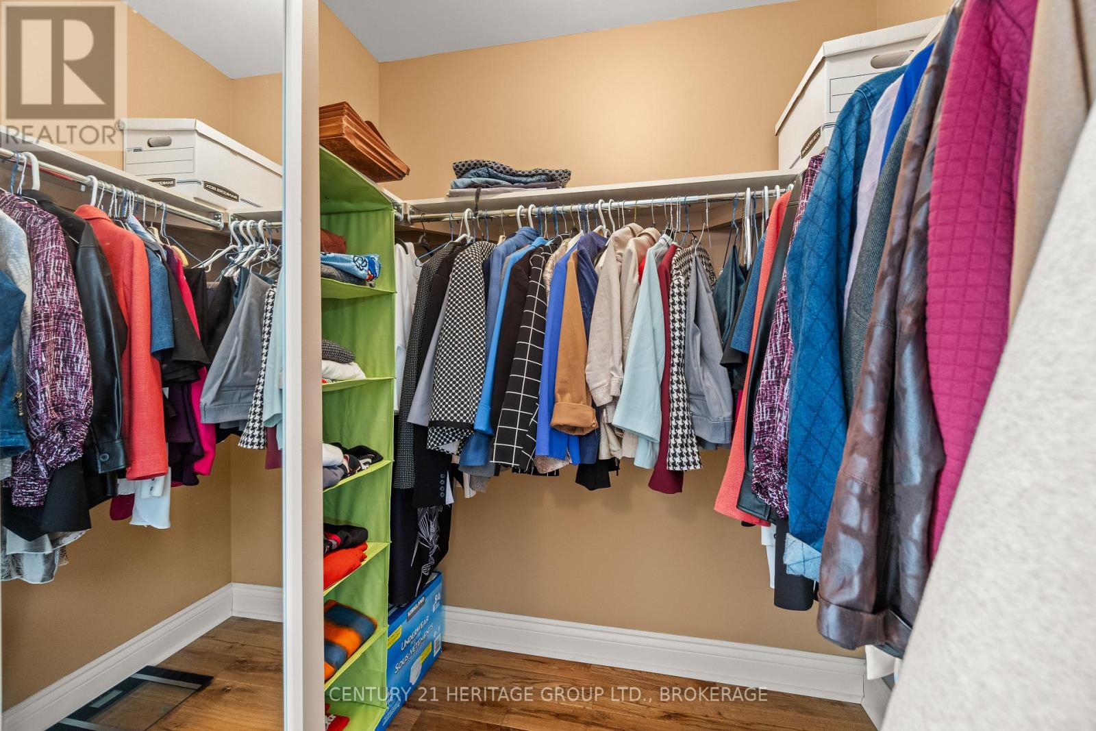 100 BRITANNIA CRESCENT - Image 33