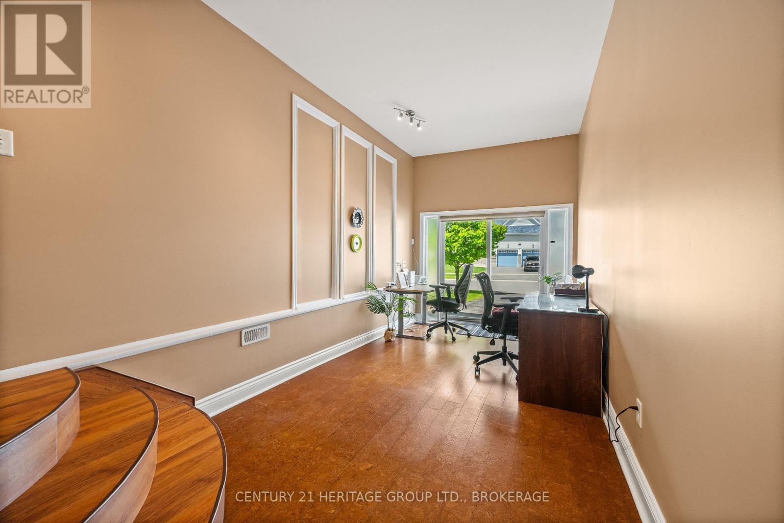 100 BRITANNIA CRESCENT - Image 35