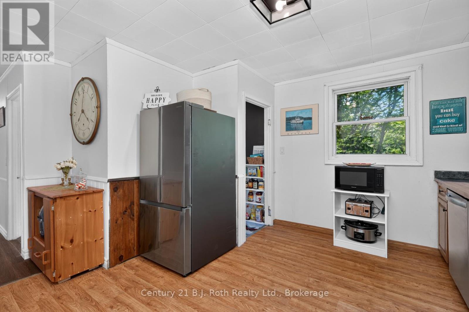 1020 ROSSEAU LAKE ROAD 1 - 10