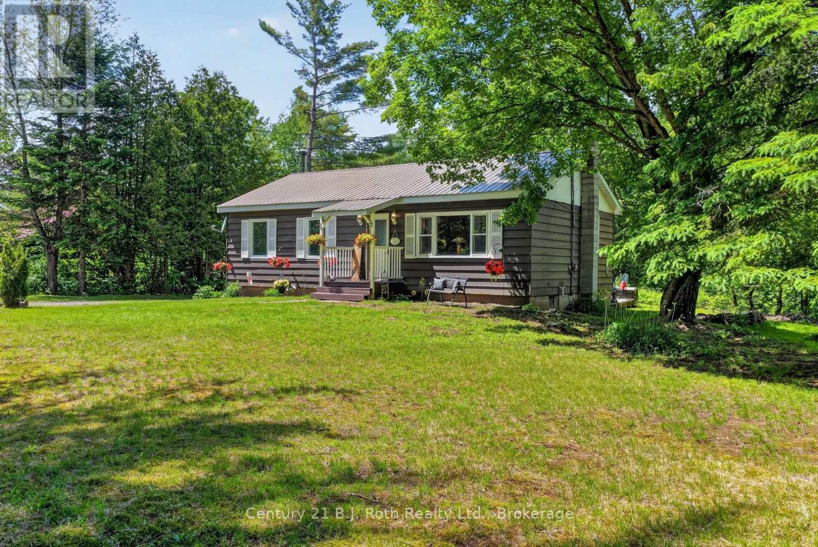 1020 ROSSEAU LAKE ROAD 1 - 24
