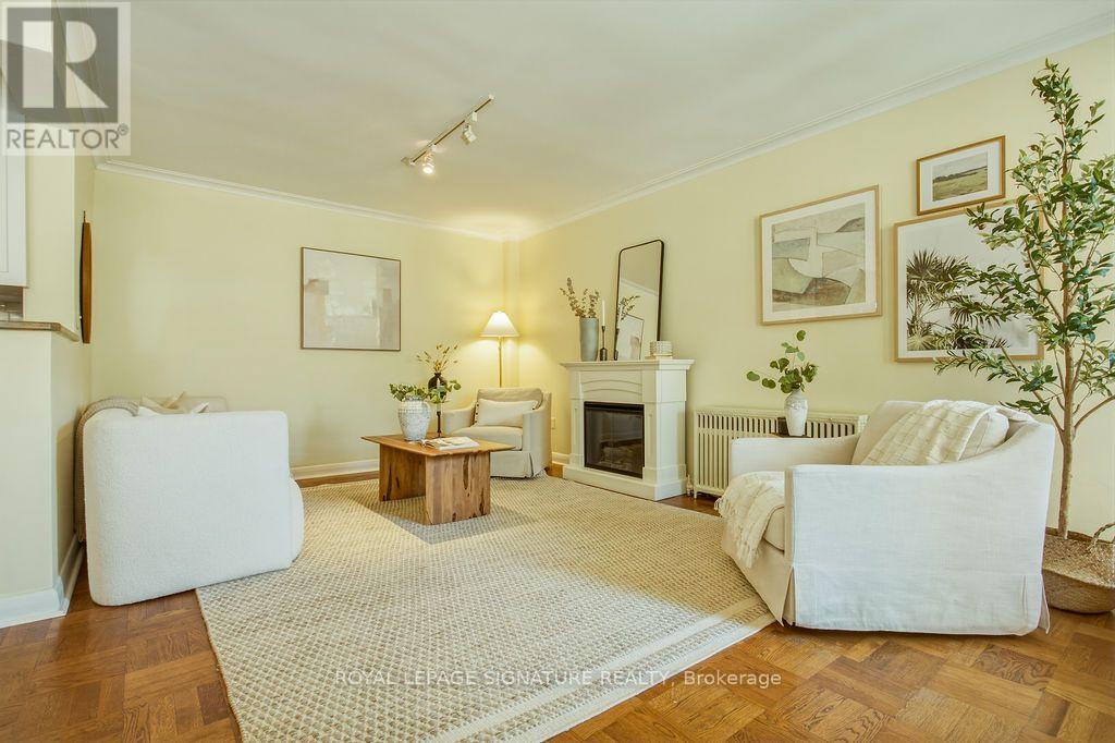 #203 30 ELM AVENUE - 10