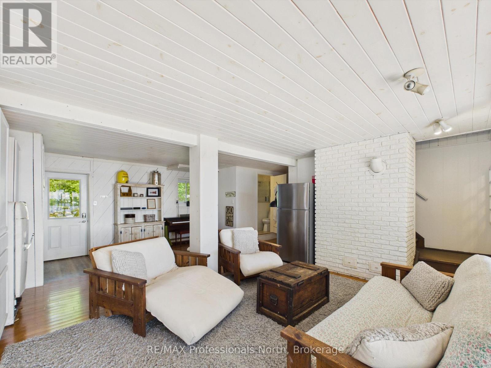1398 MILNE ROAD - 21