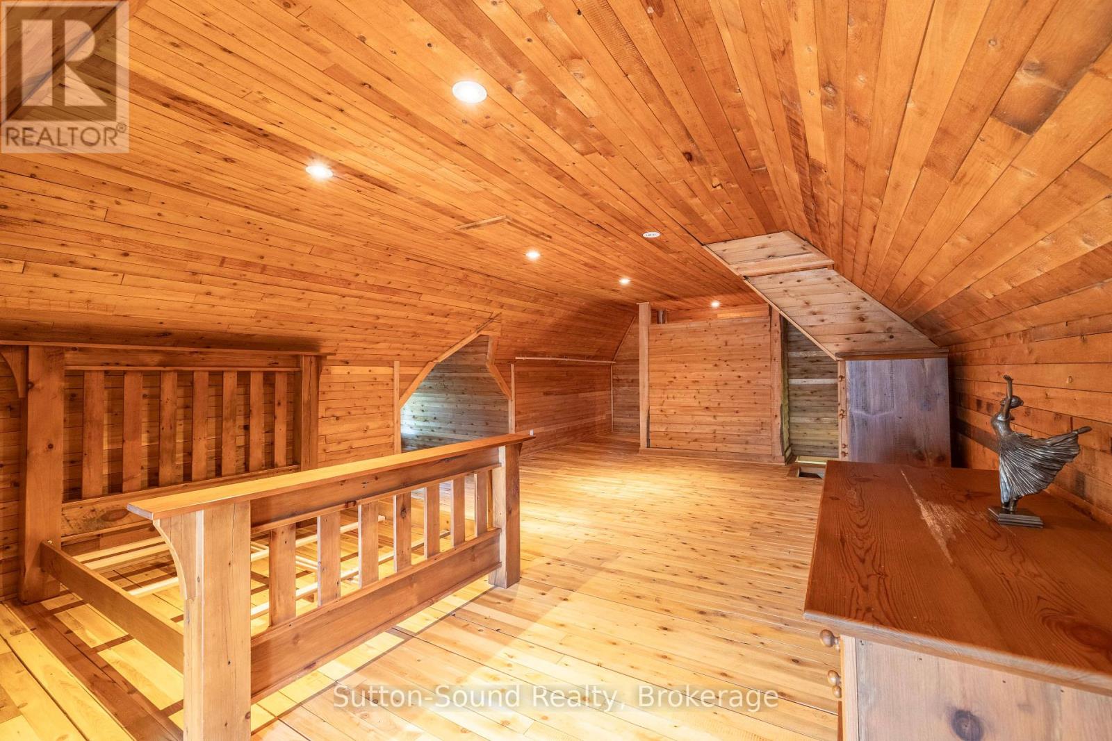 296 GARAFRAXA STREET - Image 22