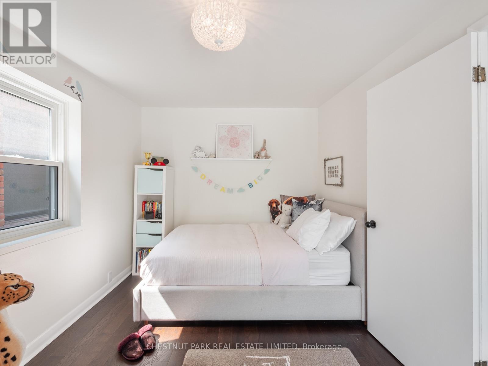 113 COTTINGHAM STREET - 22
