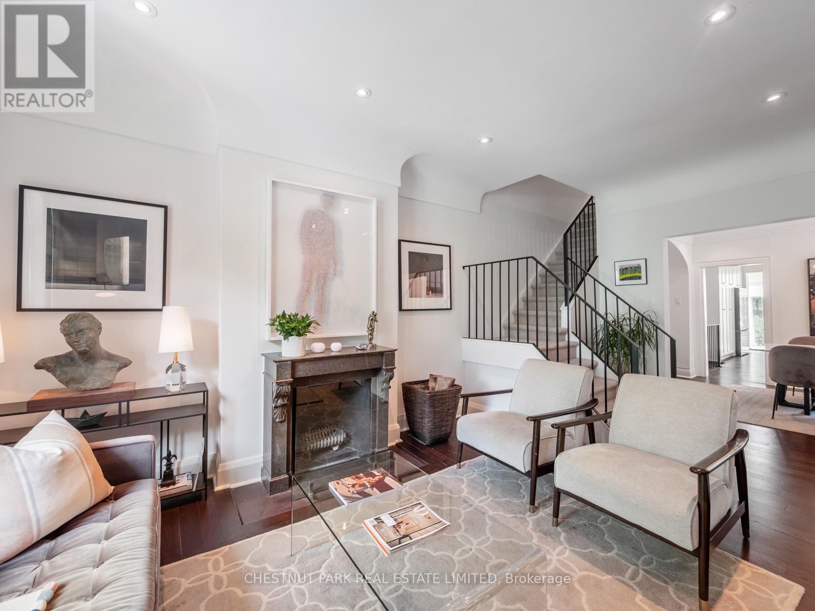 113 COTTINGHAM STREET - 4