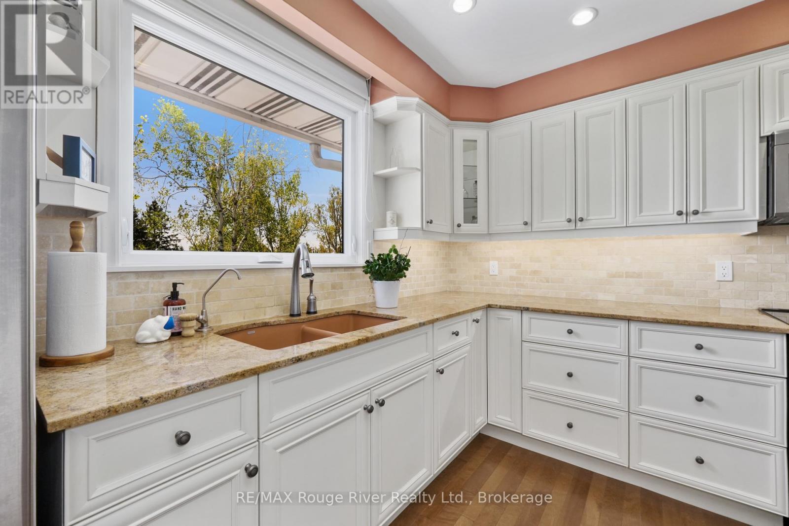 3625 ALNWICK HILL ROAD - 18