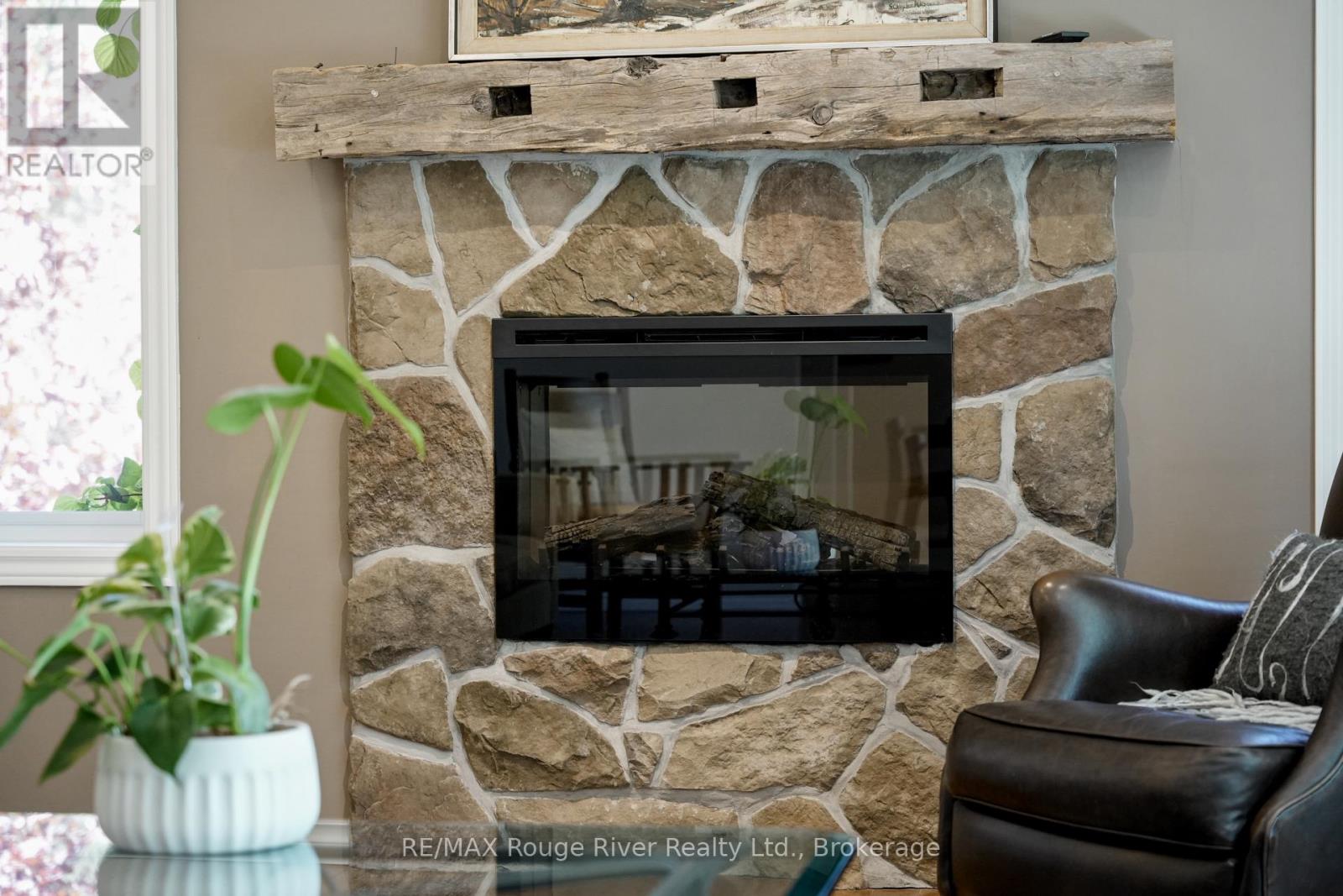 3625 ALNWICK HILL ROAD - 34