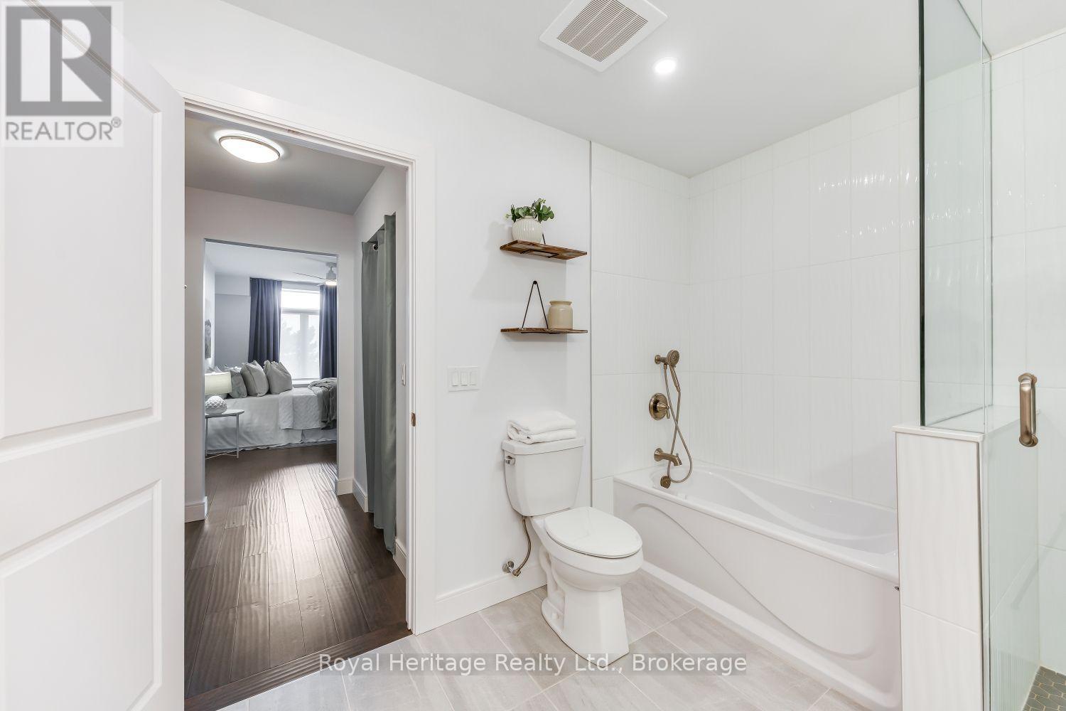 #412 135 ORR STREET - 33