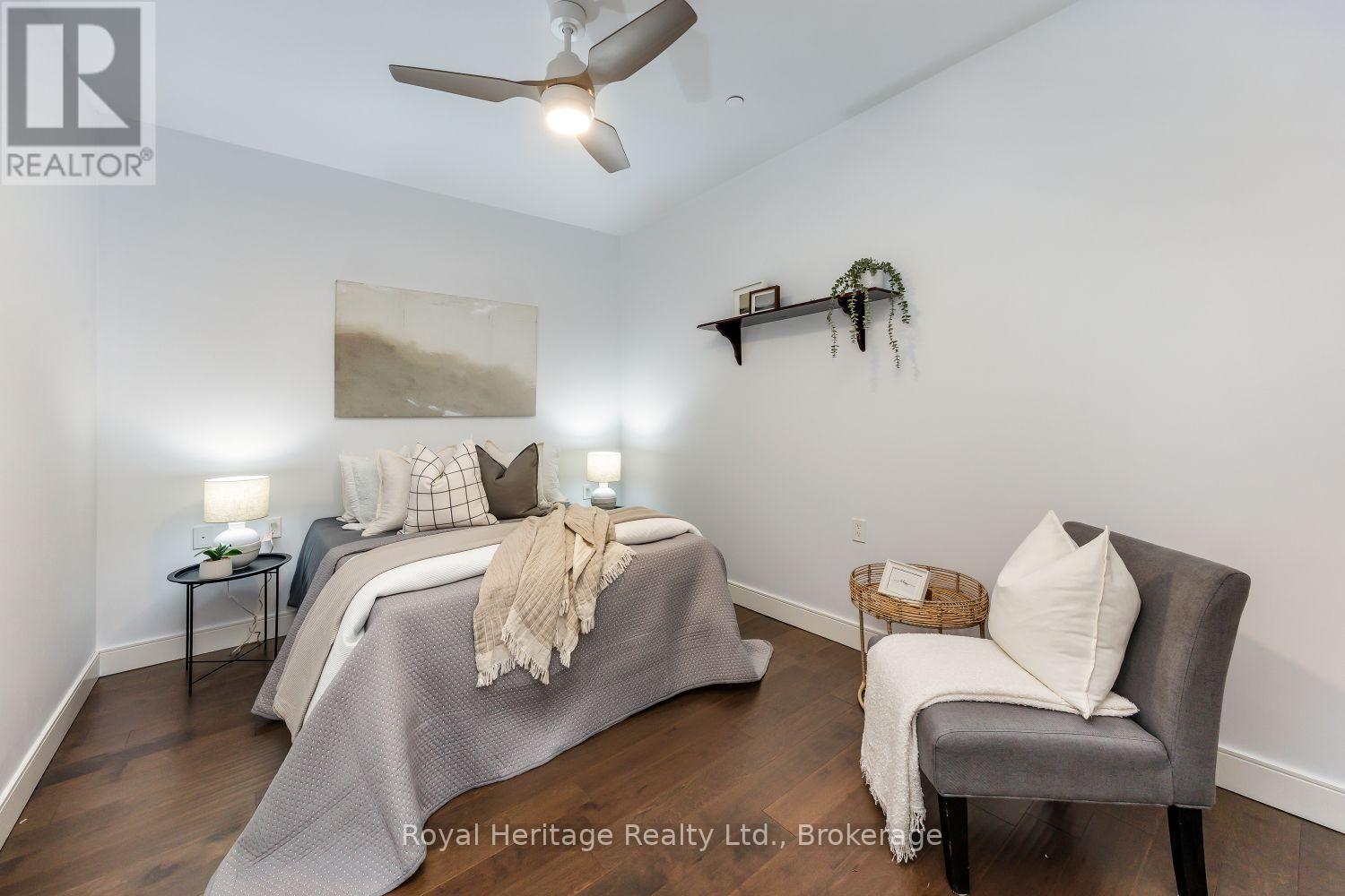 #412 135 ORR STREET - 34