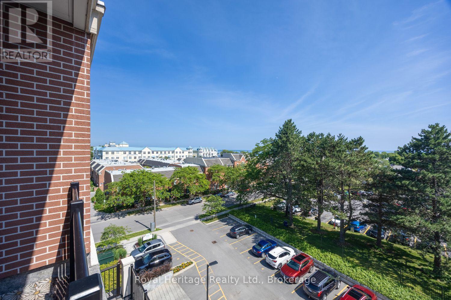 #412 135 ORR STREET - 40