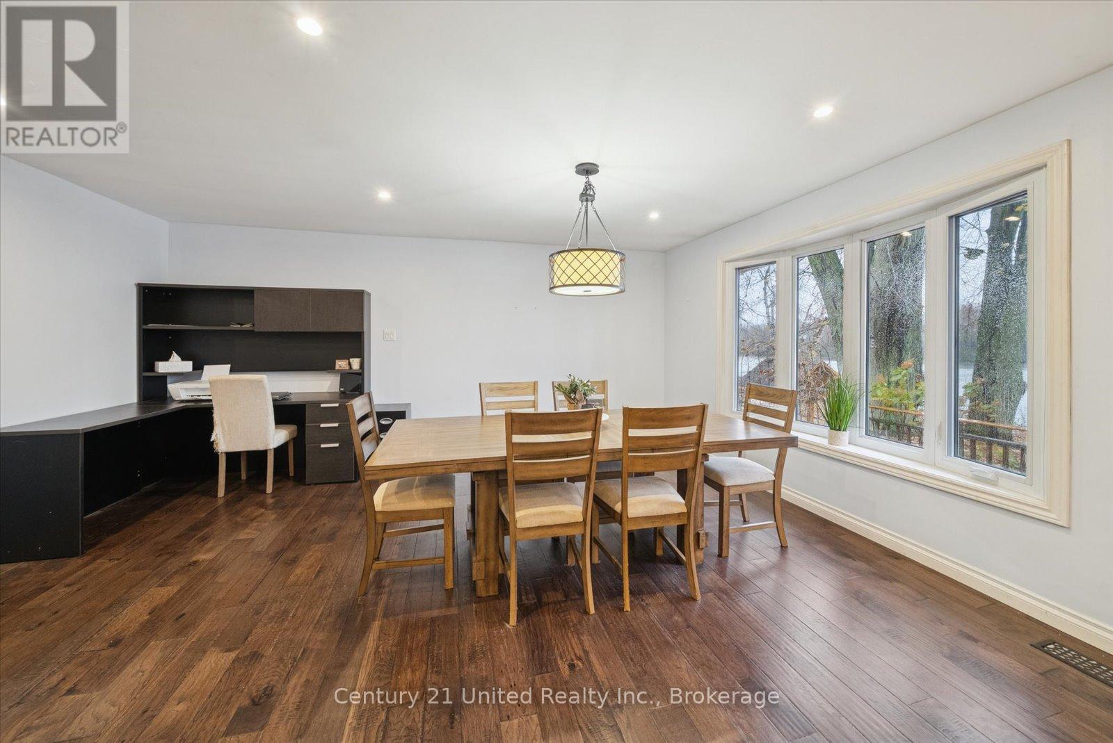 266 GREENWOOD ROAD - 12