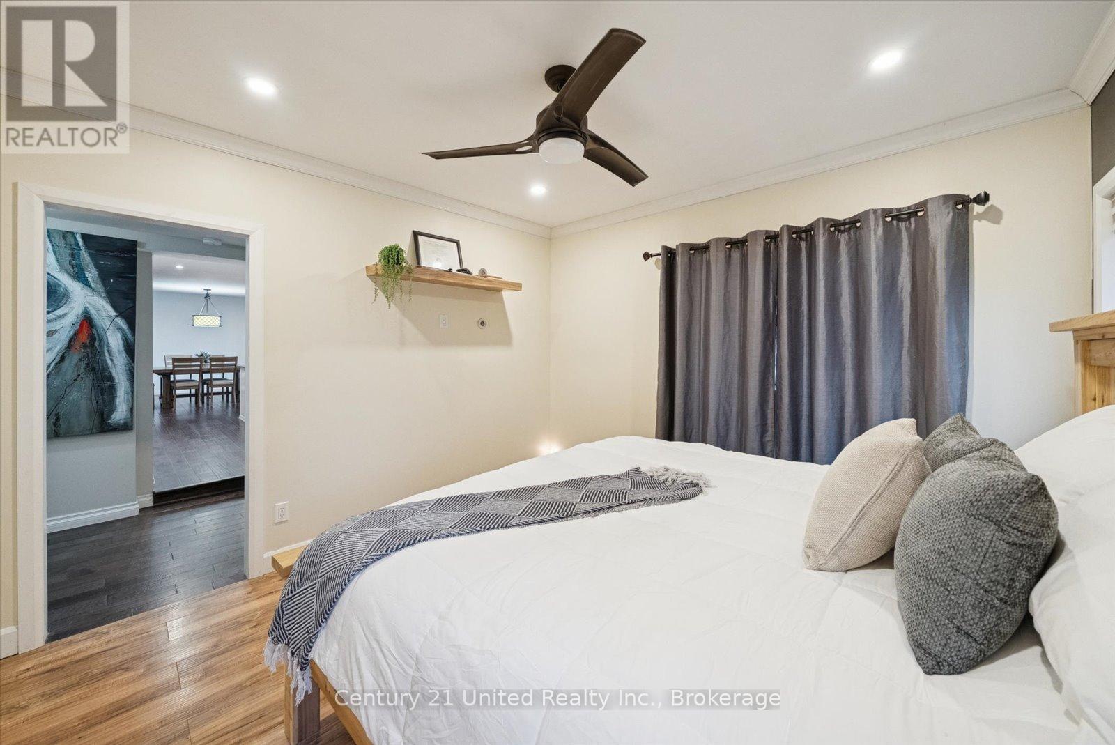 266 GREENWOOD ROAD - 21