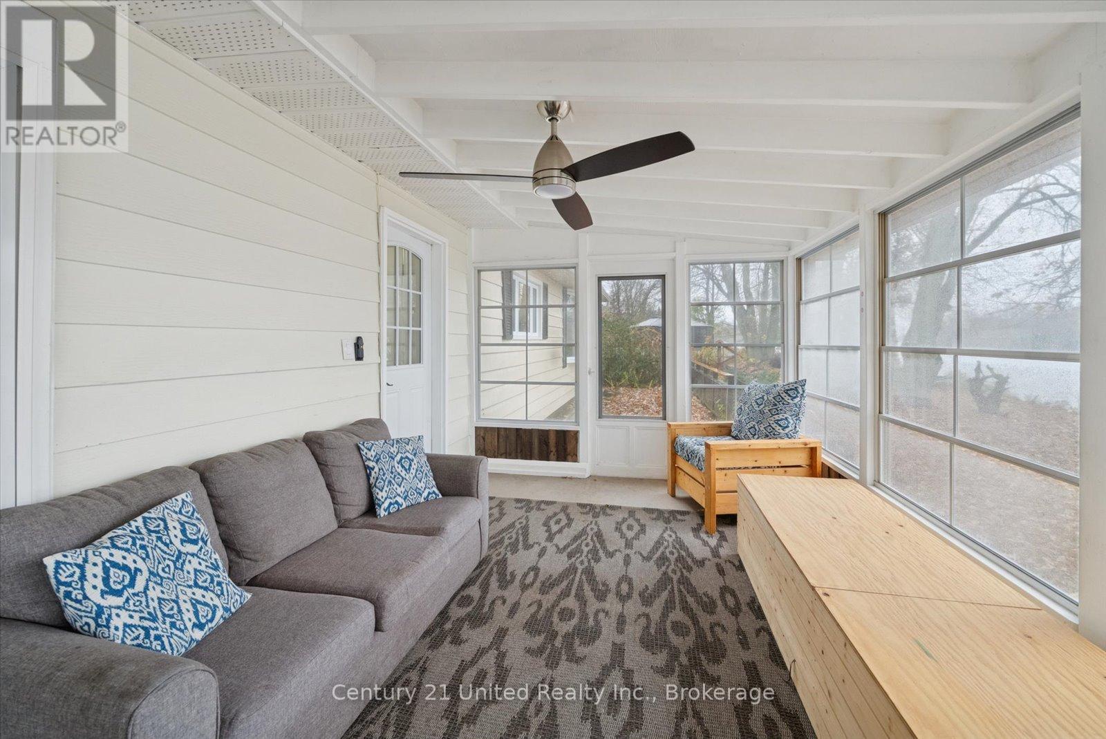 266 GREENWOOD ROAD - 25