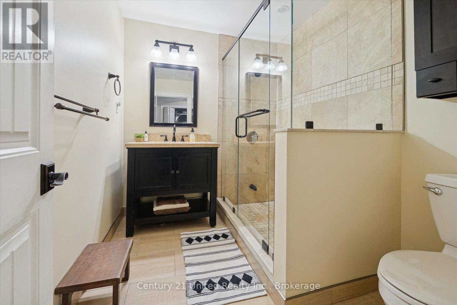 266 GREENWOOD ROAD - 27