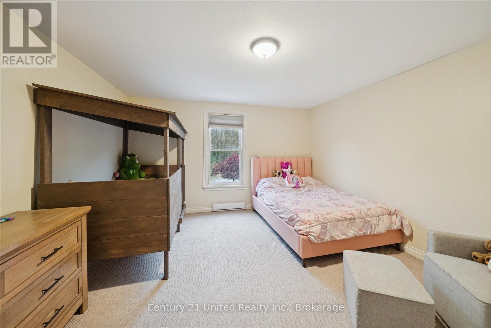 266 GREENWOOD ROAD - 30
