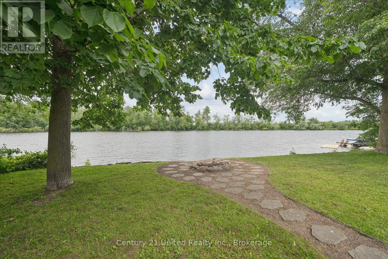 266 GREENWOOD ROAD - 41