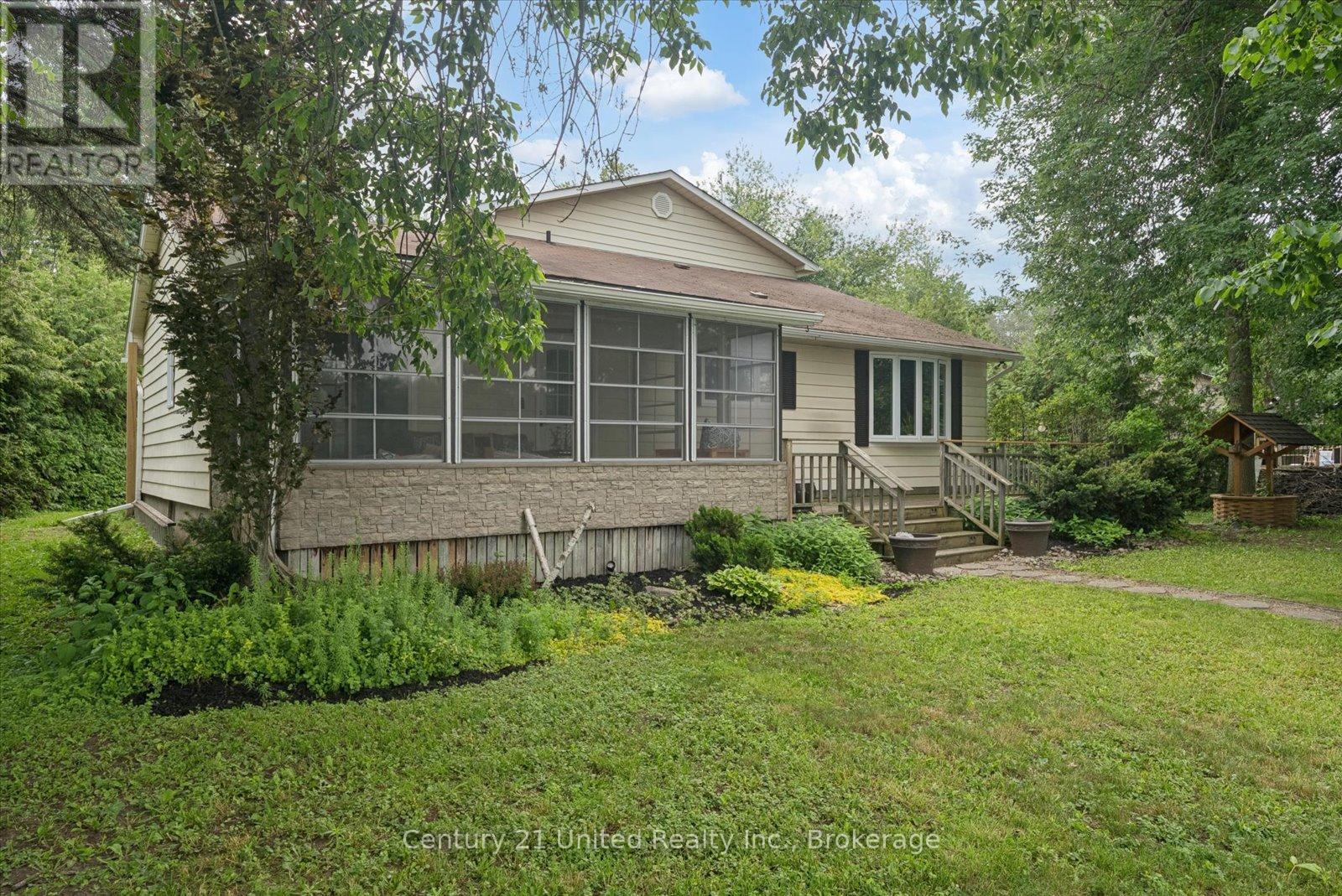 266 GREENWOOD ROAD - 43