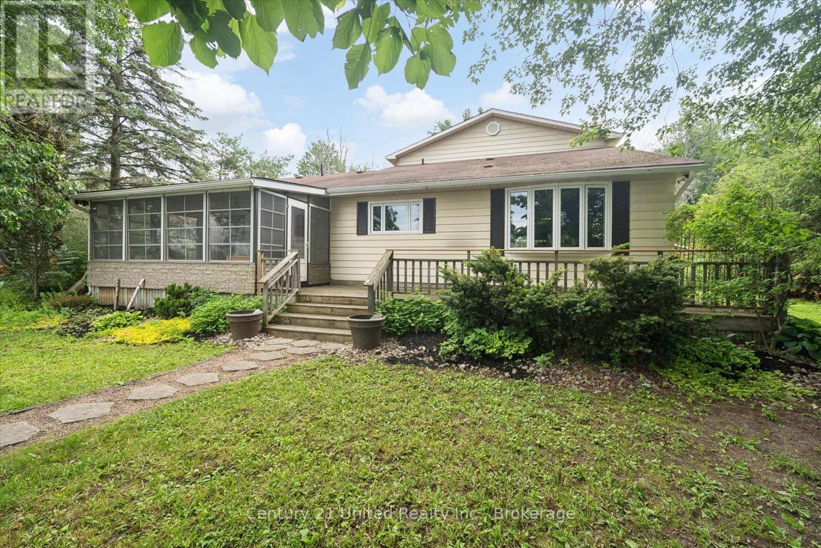 266 GREENWOOD ROAD - 45