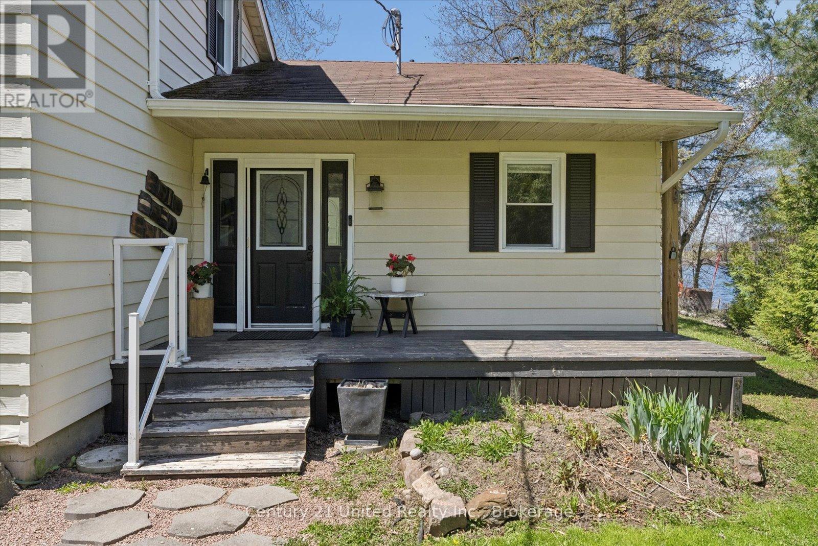 266 GREENWOOD ROAD - 6