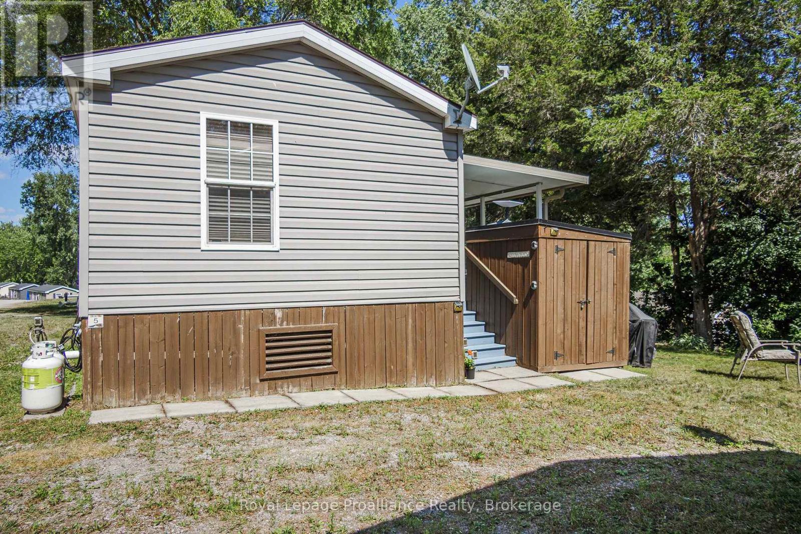 486 CTY RD 18 - 5 COVE BAY LANE - 20