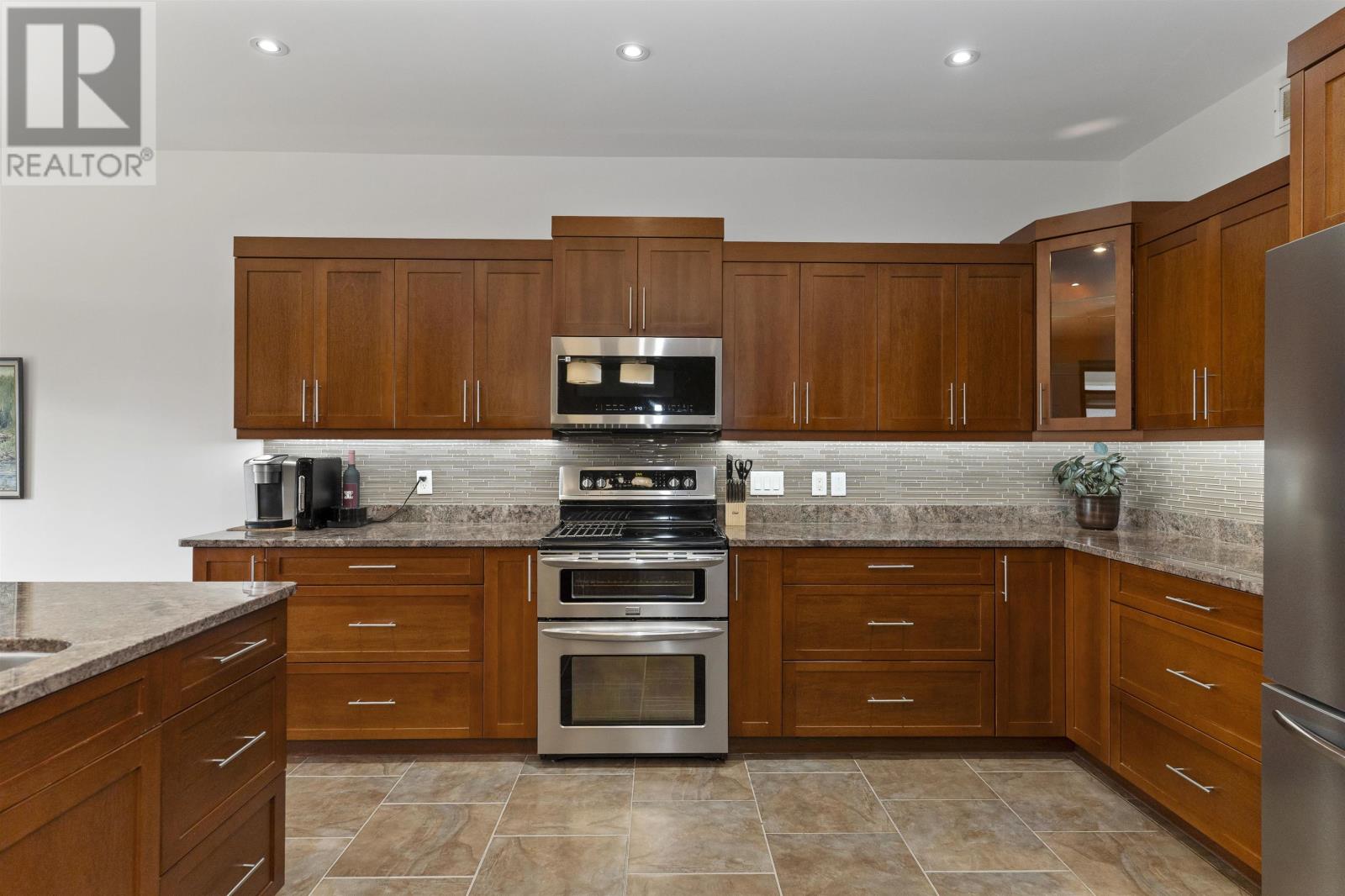 1106 MAHOGANY PL - 11