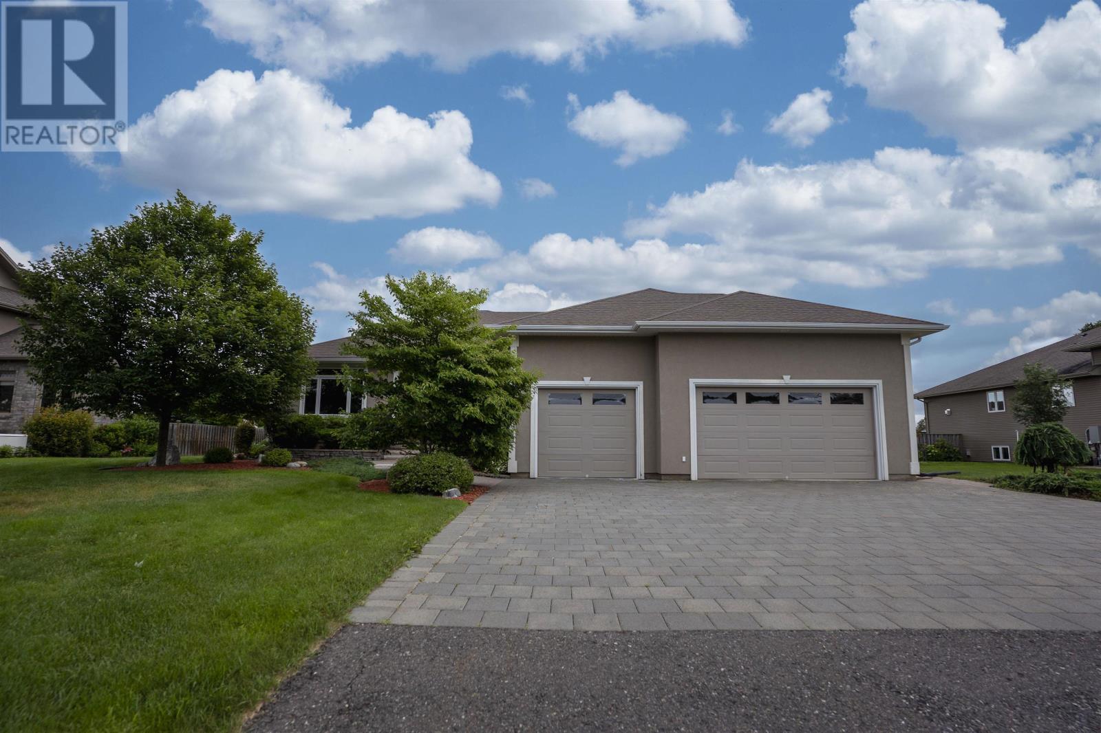 1106 MAHOGANY PL - 2