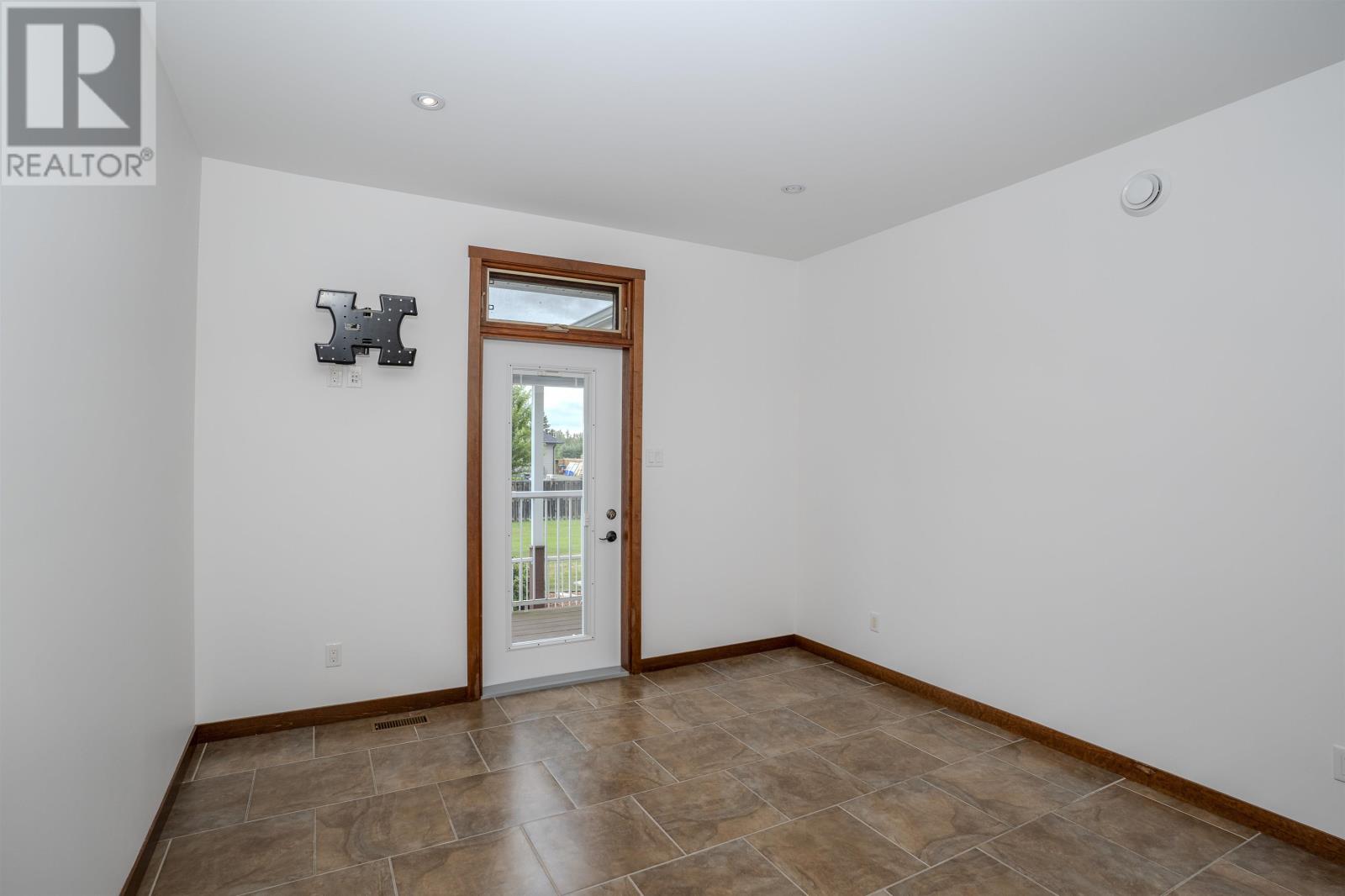 1106 MAHOGANY PL - 25