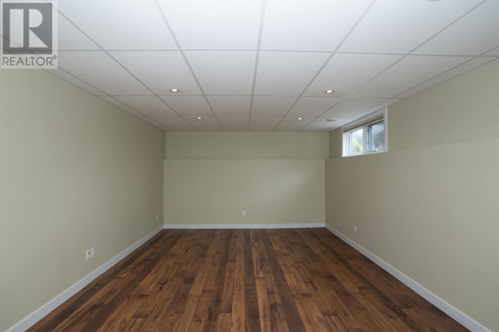 1106 MAHOGANY PL - 34