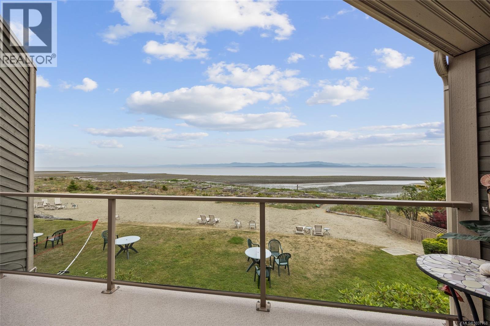 #220 3295 Island Hwy W - 29