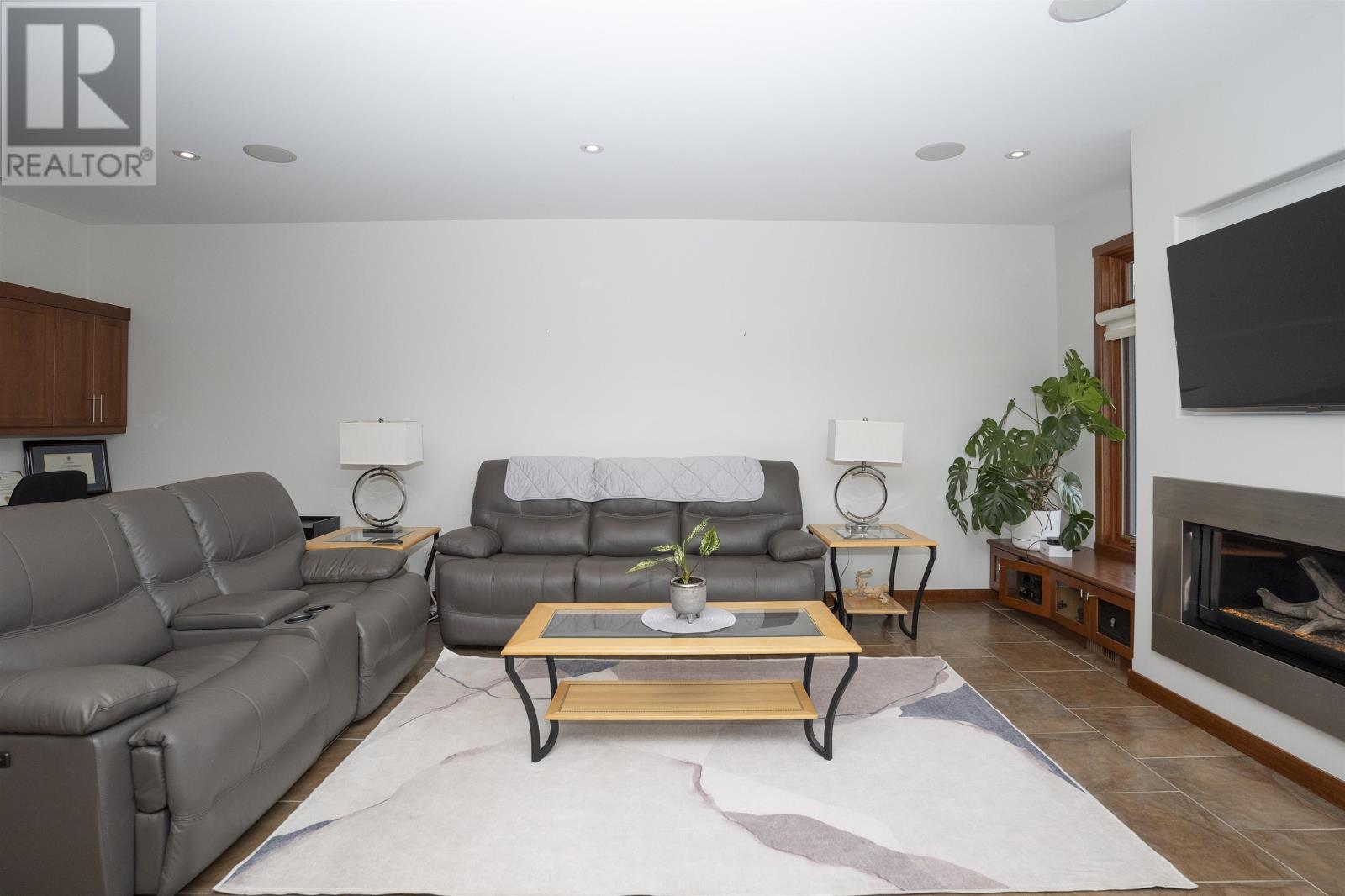 1106 MAHOGANY PL - 4
