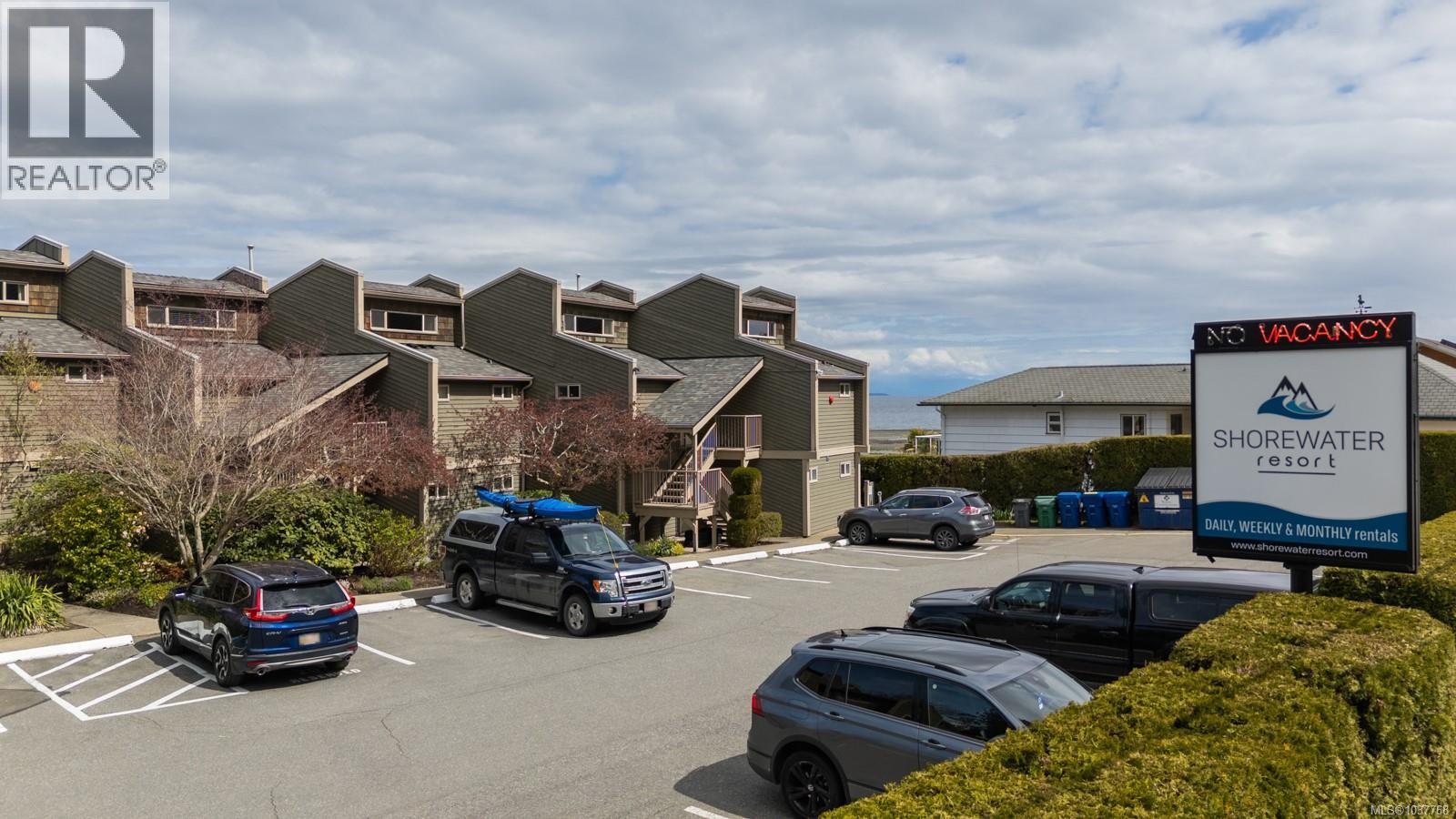 #220 3295 Island Hwy W - Image 40