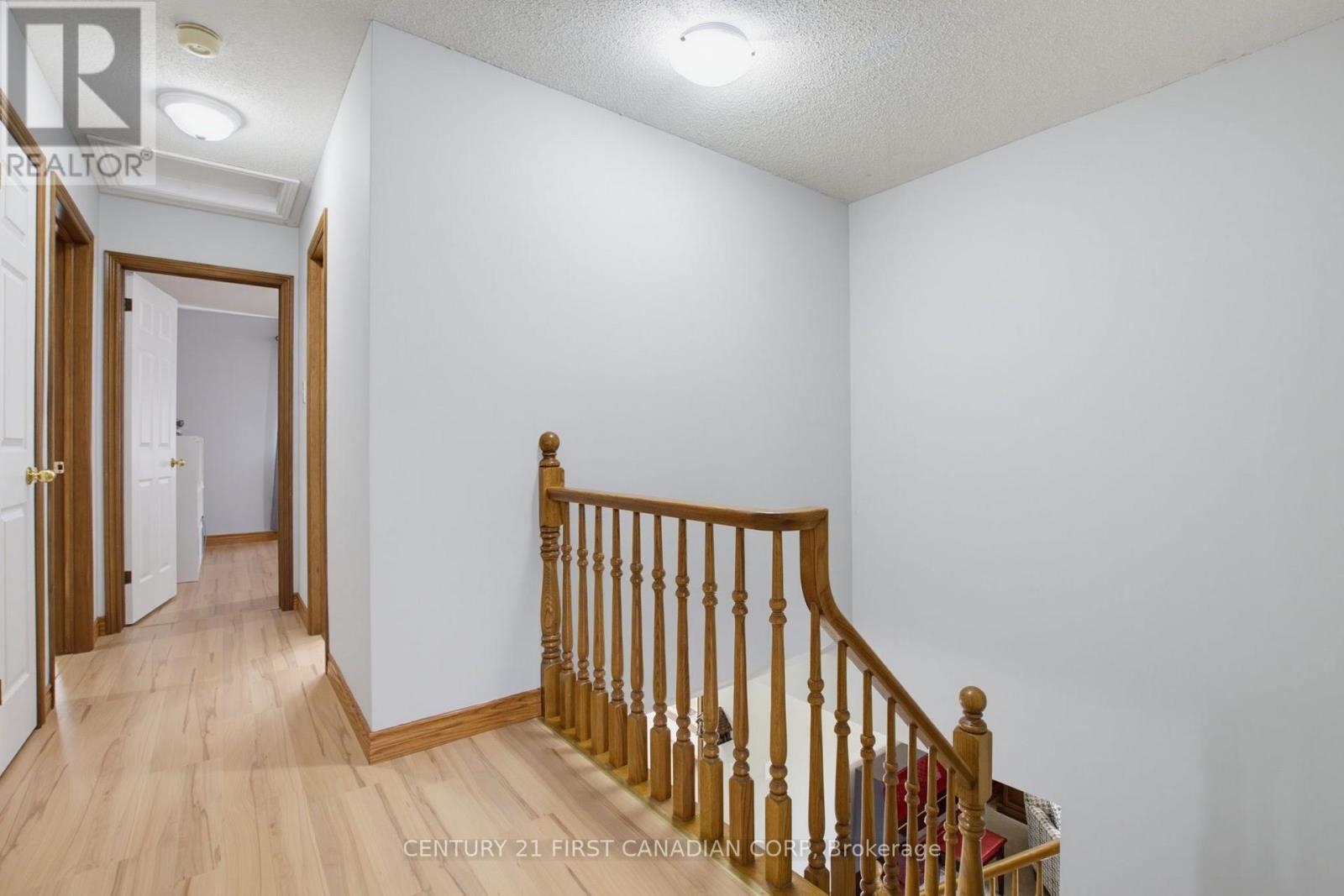 127 CHALFONT CRESCENT - 20