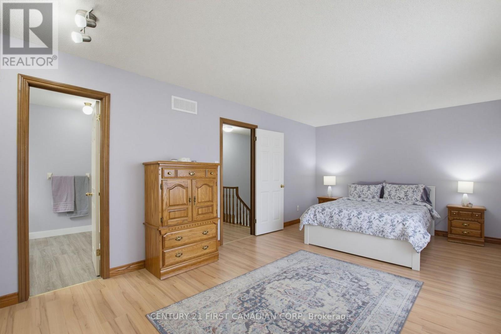 127 CHALFONT CRESCENT - 25
