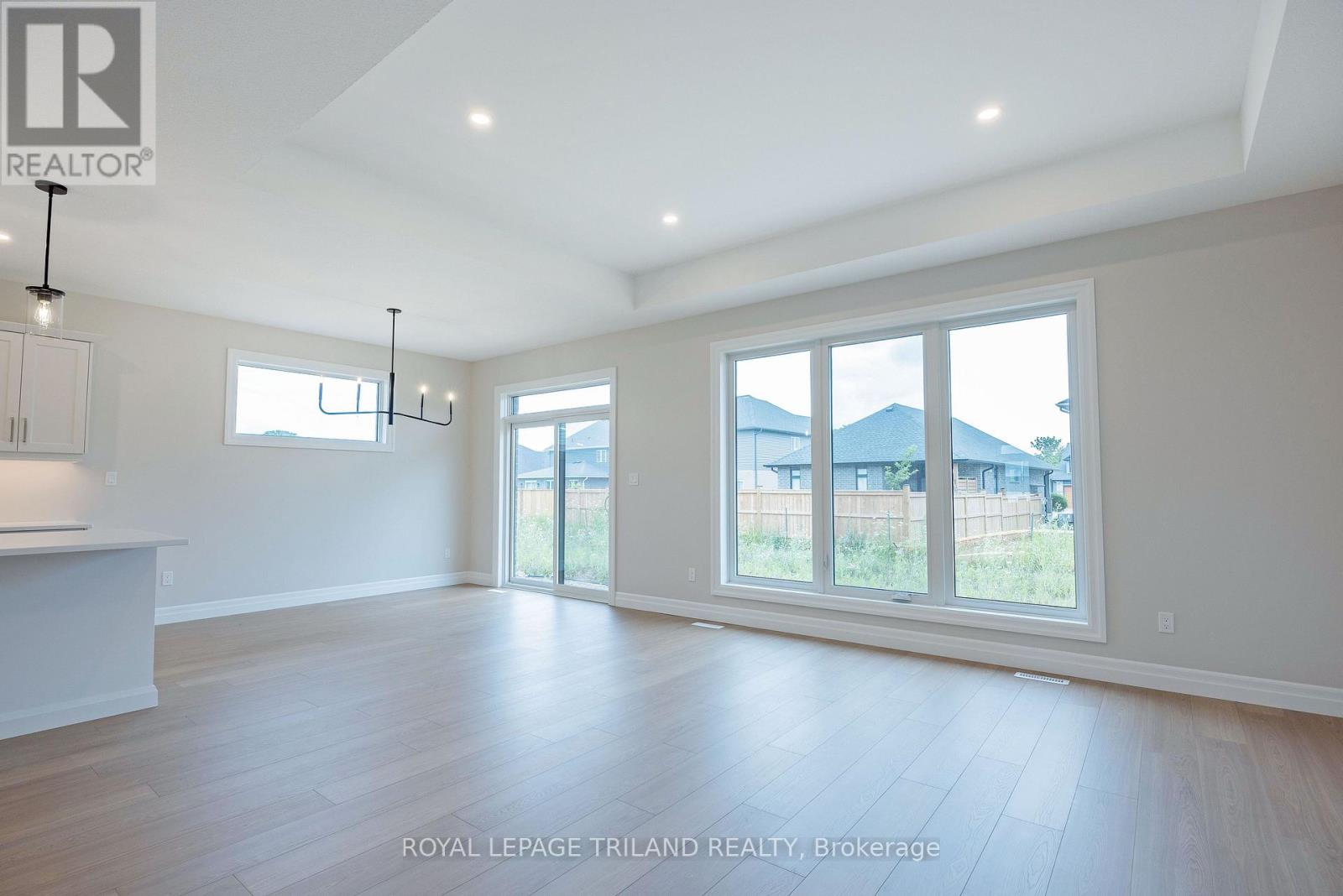 155 SHAW VALLEY DRIVE - 28