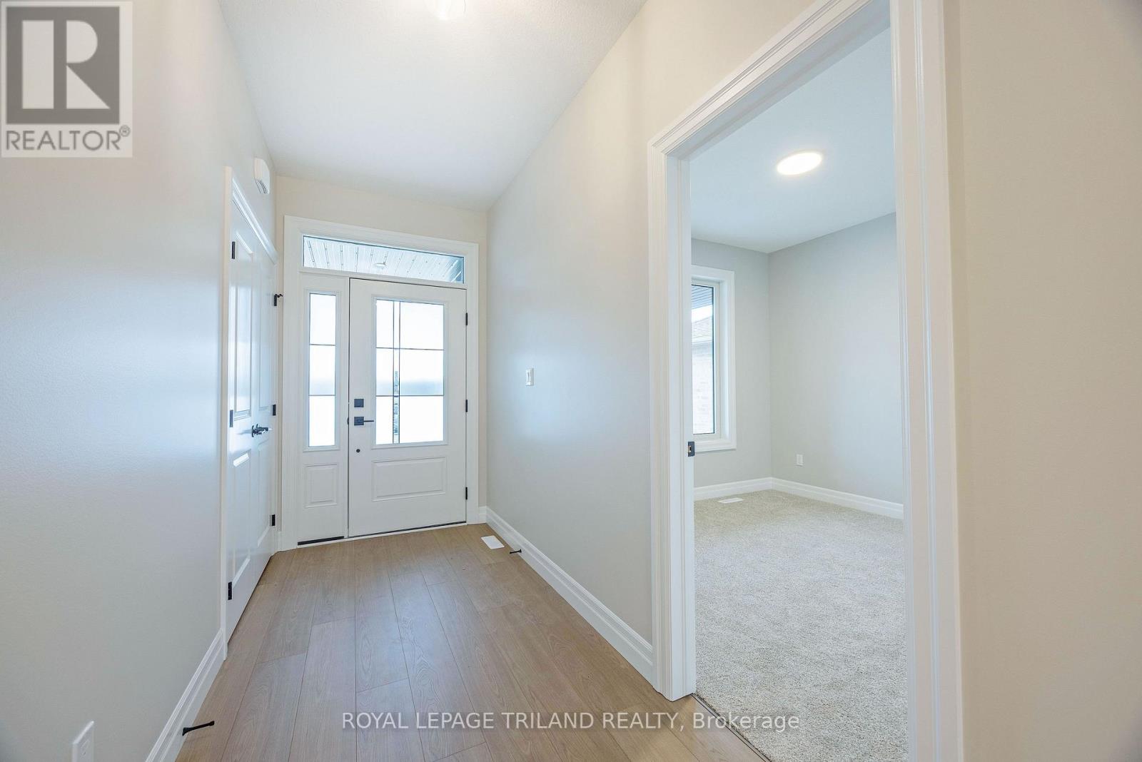 155 SHAW VALLEY DRIVE - 4