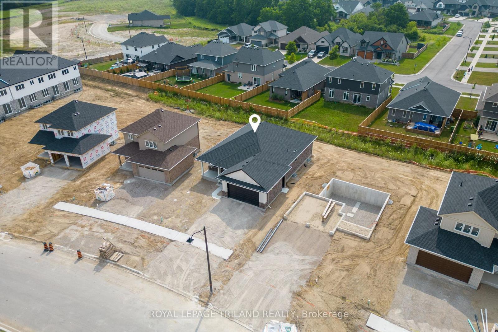 155 SHAW VALLEY DRIVE - 45