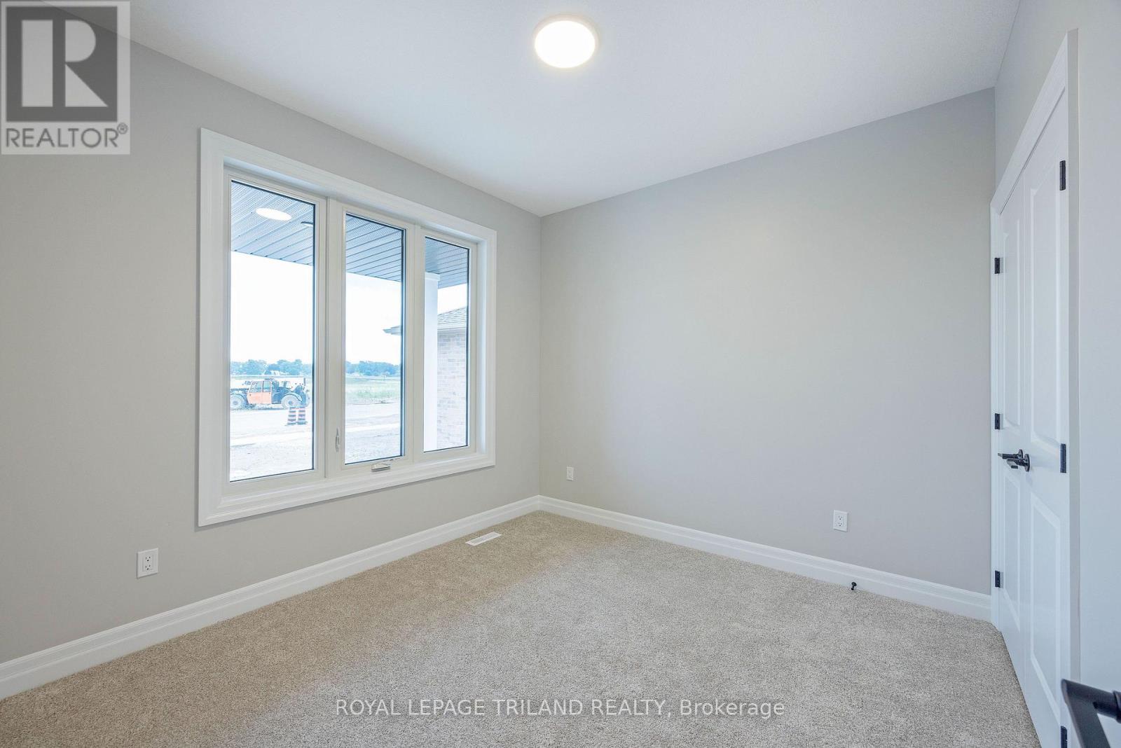 155 SHAW VALLEY DRIVE - 6