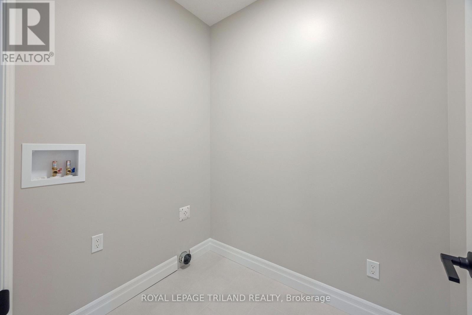 155 SHAW VALLEY DRIVE - 8