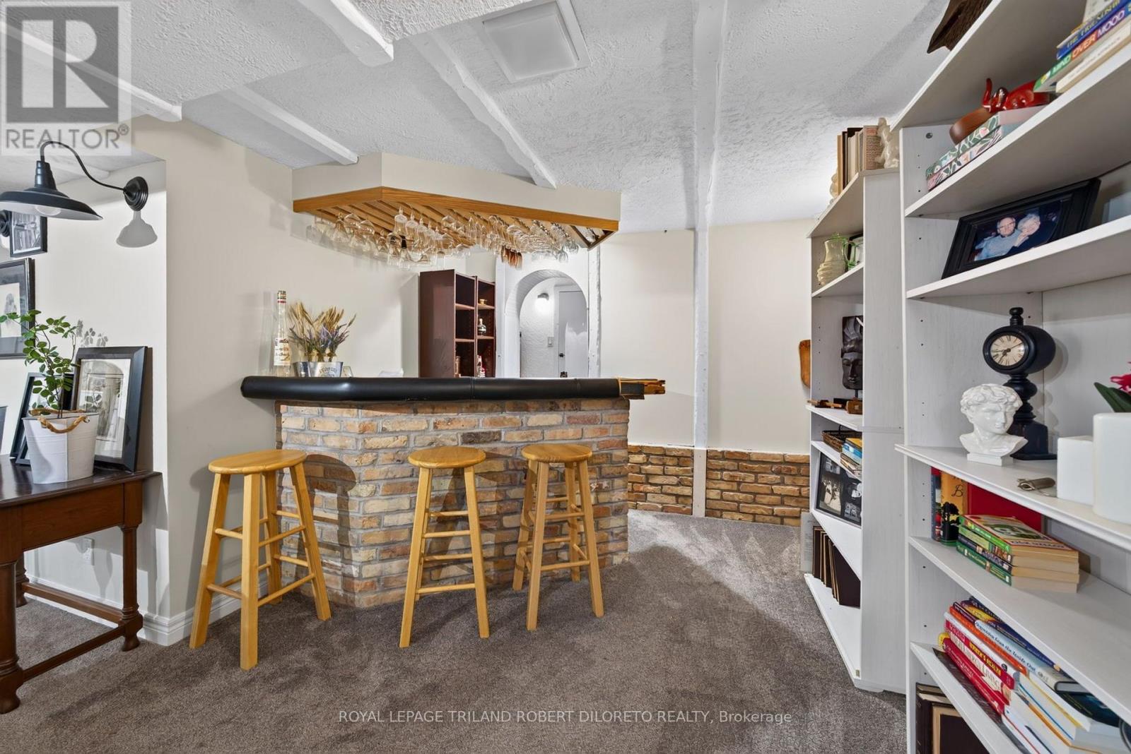 238 STARLIGHT AVENUE - 22