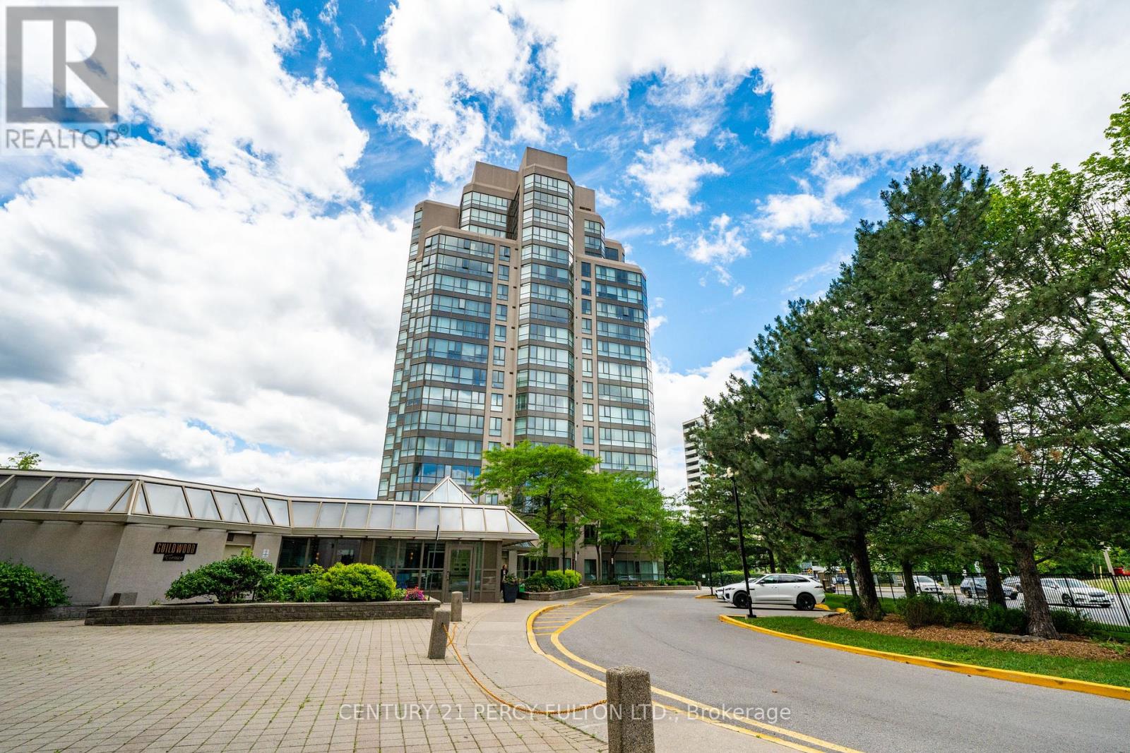 #206B 3231 EGLINTON AVENUE E - 1