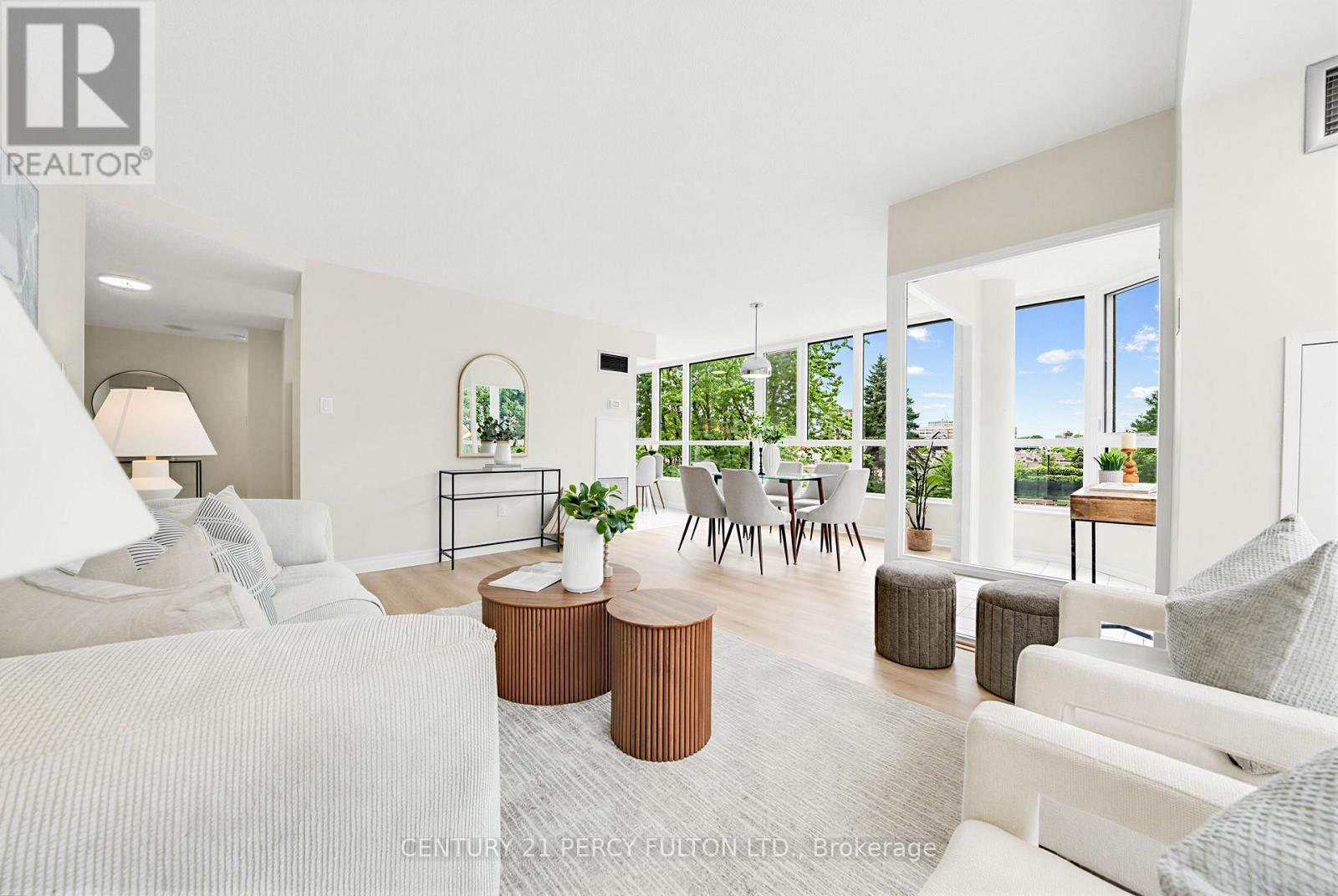 #206B 3231 EGLINTON AVENUE E - 14