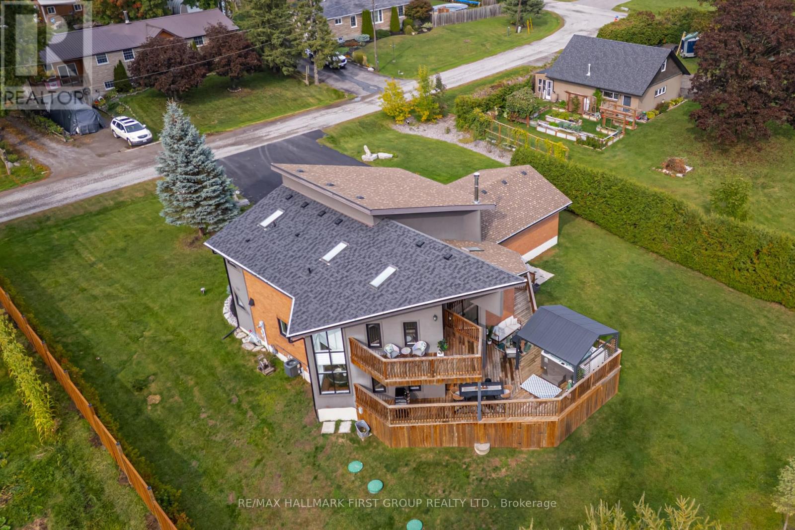125 PERCY CRESCENT - 38