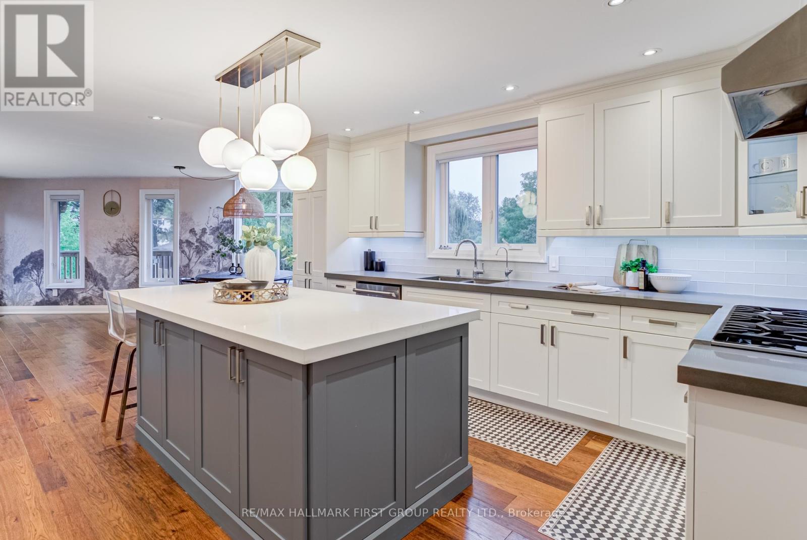 125 PERCY CRESCENT - 7