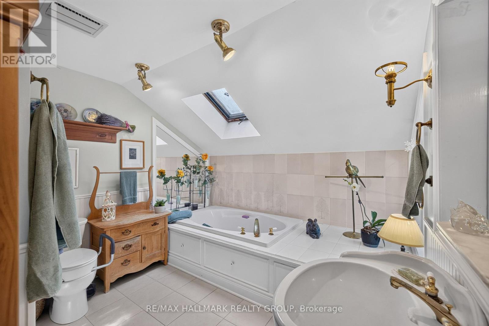 8 RUSKIN STREET - Image 25
